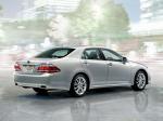 Toyota Crown Hybrid 2010 года